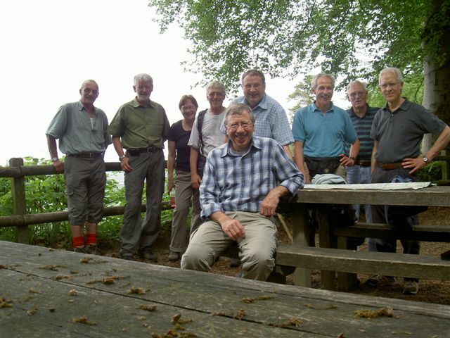 Bild 6 Grenzwanderung im Steinerzipfel.JPG